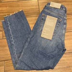 NWT Everlane Curvy Cheeky Straight Jean Crop